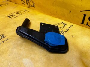 WLEW PŁYNU SPRYSKIWACZY PORSCHE MACAN 95B