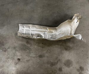 BLACHA OSŁONA TERMICZNA VOLKSWAGEN GOLF VIII AUDI A3 8Y