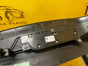 OSŁONA PANEL STEROWANIA FOTELA PRZÓD LEWY TESLA MODEL 3 PRZEDLIFT