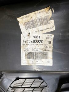 BOCZEK TAPICERKA DRZWI PRZÓD PRAWY PRAWA PEUGEOT 308 II T9 EU