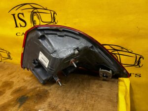 LAMPA W BŁOTNIK TYŁ TYLNA LEWY LEWA LED MERCEDES GLS X166 USA