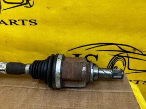 PÓŁOŚ PRZÓD PRZEDNIA LEWY LEWA RENAULT MEGANE IV 1.3 TCE