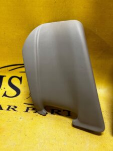 OSŁONA PASA TYLNEGO LEWA RANGE ROVER VOGUE L405