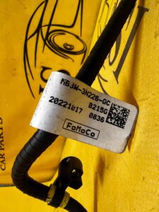 PRZEWÓD ODPOWIETRZAJĄCY DYFERENCJAŁU MOSTU PRZÓD FORD BRONCO 21-