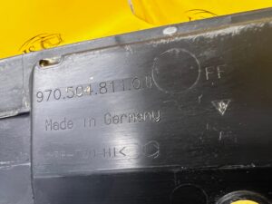 OSŁONA NAKŁADKA GÓRNA PASA PRZEDNIEGO PORSCHE PANAMERA 970 I LIFT