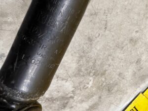 AMORTYZATOR TYL TYLNY DACIA DUSTER II