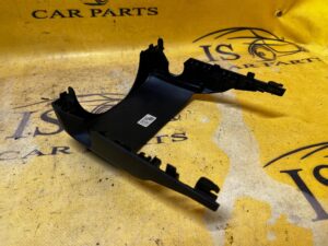 OSŁONA ZAŚLEPKA PLASTIK KOLUMNY KIEROWNICZEJ GÓRNA BMW 5 G30