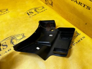 POSZYCIE OSŁONA SŁUPKA ŚRODKOWY B LEWY CHEVROLET CORVETTE CABRIO C5 97-04