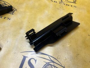 WSPORNIK MOCOWANIE PRZEWODÓW HAMULCOWYCH PRAWY MERCEDES GL X166