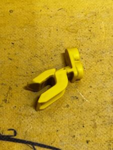 KOŁEK MOCOWANIE DESKI KONSOLI LEXUS RX 450H III 3 AL10