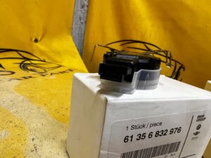 CZUJNIK DESZCZU ŚWIATEŁ BMW 7 F01 F02 6 F06 F12 F13 5 F07 F10 X3 F25 X4 F26