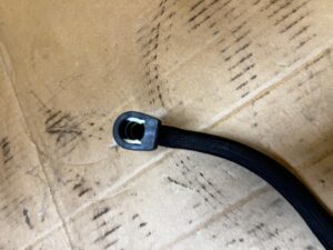 PRZEWÓD FILTRA WĘGLOWEGO PAR PALIWA FORD BRONCO 21- 2.7 V6 ECOBOOST