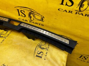 LISTWA OSŁONA PROGU BAGAŻNIKA PASA TYŁ TYLNEGO VOLVO XC90 II