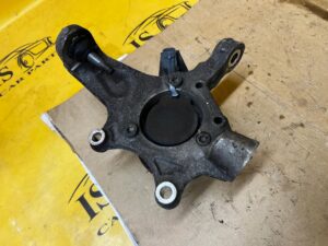 ZWROTNICA PIASTA PRZÓD LEWY CHEVROLET CORVETTE C5 97-04