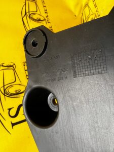 UCHWYT MOCOWANIE WZMACNIACZA BOSE AUDI A8 D4