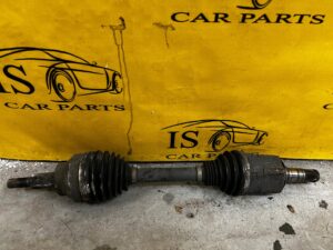 GRAND CHEROKEE WK2 PÓŁOŚ LEWA KRÓTKA P68193661AA