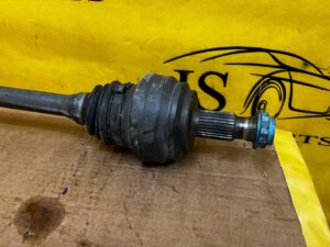 PÓŁOŚ TYŁ TYLNA LEWY LEWA MERCEDES C W205