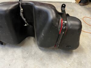 FORD KUGA III MK3 DIESEL ZBIORNIK BAK PALIWA POMPA