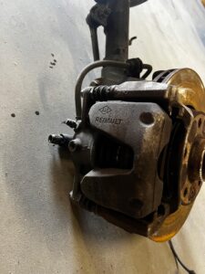 NOGA ZWROTNICA AMORTYZATOR PRZÓD LEWY LEWA RENAULT MEGANE IV