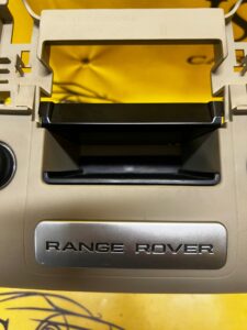 OSŁONA RAMKA TUNELU TYŁ RANGE ROVER VOGUE L405