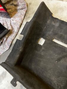 MATA DYWAN WYKŁADZINA PODŁOGI TYŁ PRAWY MERCEDES CLS W218 SHOOTING BRAKE