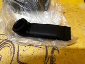 WĄŻ ZAMYKAJĄCY PANEL NAGRZEWNICY BMW 3 E30 NOWY OEM