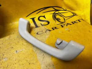 UCHWYT UCHO PODSUFITKI TYLNY BMW 5 G30