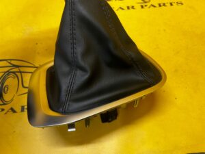 MIESZEK RAMKA WYBIERAKA SKRZYNI BIEGÓW SKÓRA RENAULT MEGANE IV GT LINE