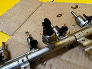 LISTWA WTRYSKOWA WTRYSKI WTRYSKIWACZE CITROEN 1.6 THP