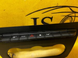 PANEL STEROWANIA AWARYJNE PDC RAMKA DESKI KONSOLI DACIA DUSTER II