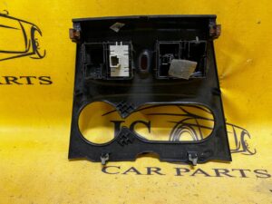 LISTWA RAMKA DESKI KONSOLI DACIA SANDERO II