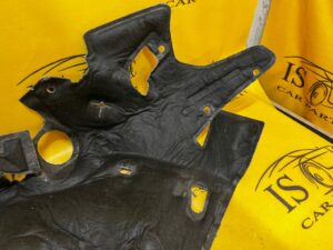 WYGŁUSZENIE BOCZEK BAGAŻNIKA PRAWE PRAWY BMW 2 F22