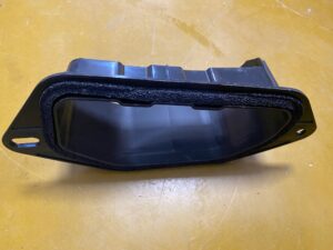 KRATKA WLOT POWIETRZA NAGRZEWNICY INFINITI Q70