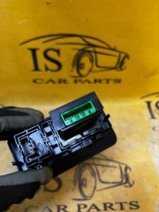 PANEL PRZYCISK OTWIERANIA KLAPY LR RANGE ROVER EVOQUE II L551