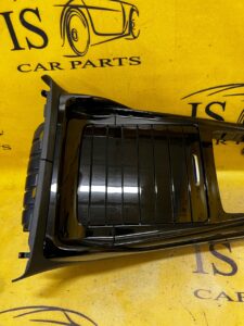 RAMKA PÓŁKA TUNEL ŚRODKOWY MERCEDES A KLASA W177