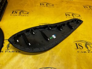 DASZEK OSŁONA LICZNIKA ZEGARÓW DESKI INFINITI Q30 EU