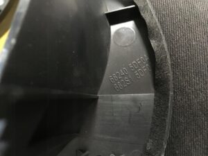 OSŁONA RAMKA LICZNIKÓW ZEGARÓW INFINITI Q30 QX30