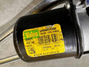 MECHANIZM SILNICZEK SILNIK WYCIERACZEK DACIA DUSTER II LOGAN II SANDERO II