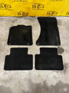 KOMPLET DYWANIKI WYCIERACZKI WELUROWE ORYGINALNE PORSCHE MACAN 95B LHD