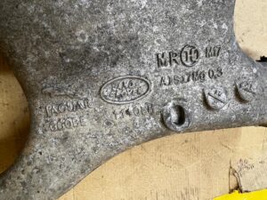 WAHACZ TYŁ DOLNY LEWY LAND ROVER DISCOVERY SPORT V L550 LIFT