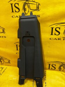 POSZYCIE OSŁONA OBUDOWA SŁUPKA ŚRODKOWEGO B LEWY 4 DRZWI FORD BRONCO 21-