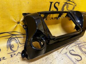 OBUDOWA PANEL RAMKA RADIA NAWIGACJI DESKI MASKOWNICA TOYOTA HILUX VIII 8