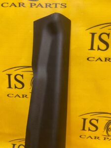 OSŁONA BRZEG DRZWI PRAWY FORD MUSTANG MK6 VI S550