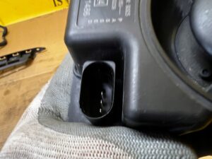 KLAKSON SYRENA SYGNAŁ DŹWIĘKOWY ALARMU PORSCHE PANAMERA 970 I LIFT