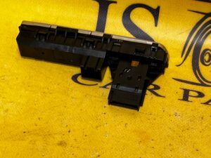 PRZEŁACZNIK PRZYCISK PDC NAWIEWU AUDI A8 D4 4H0