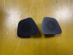 GŁOŚNIK WYSOKOTONOWY DESKI PRZÓD FORD FIESTA MK8