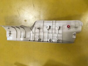 OSŁONA LISTWA PROGU TYŁ PRAWA NISSAN X-TRAIL T32