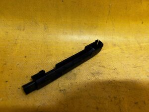 OSŁONA ZAŚLEPKA PROWADNICY FOTELA PORSCHE MACAN 95B CAYENNE II 7P5 LIFT 92A