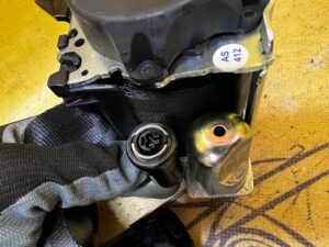 PAS BEZPIECZEŃSTWA PRAWY TYŁ FORD ESCAPE MK4 1.5 EB