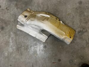 BLACHA OSŁONA TERMICZNA MERCEDES GL X166 4.7 V8